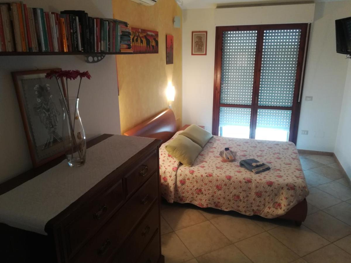 Willa La Casa Di Eledo La Maddalena  Zewnętrze zdjęcie